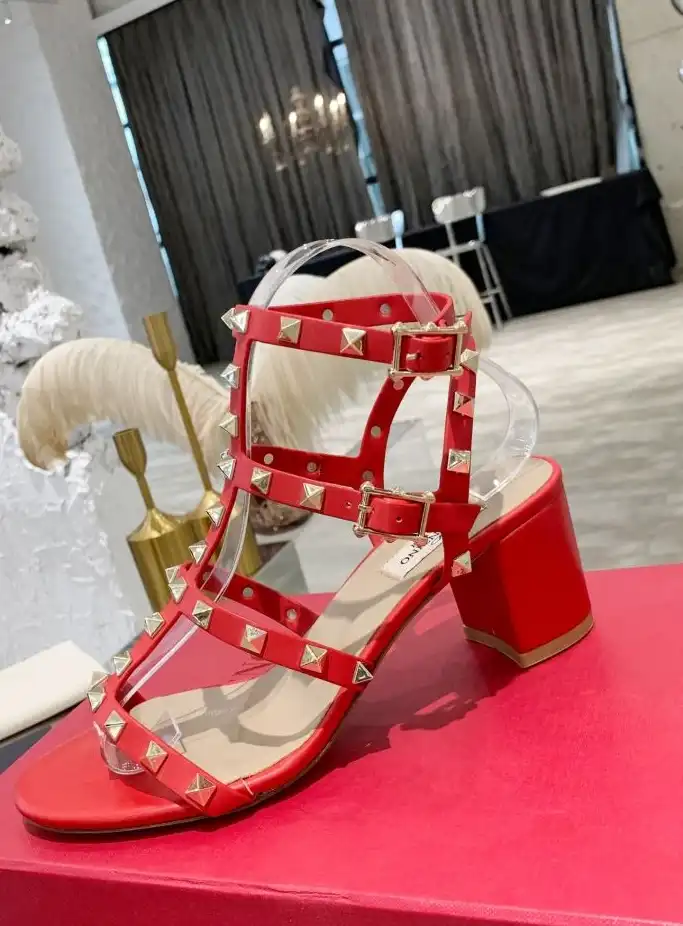 hype Valentino High Heels