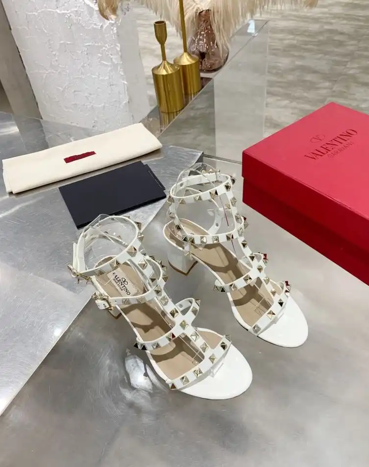 hype Valentino High Heels