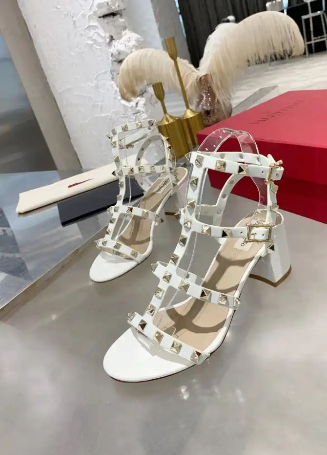 hype Valentino High Heels