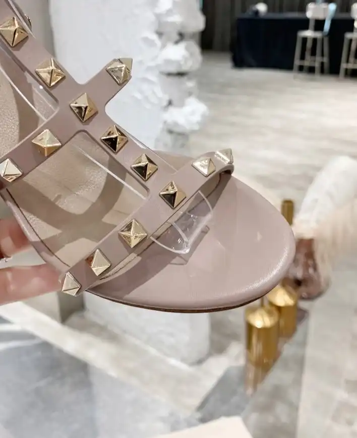 hype Valentino High Heels