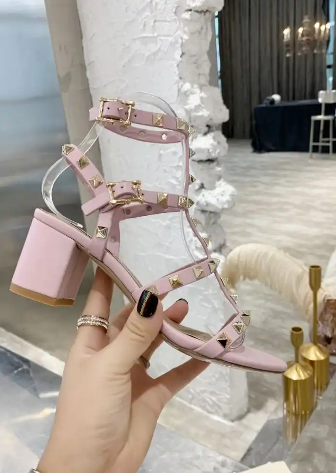 hype Valentino High Heels