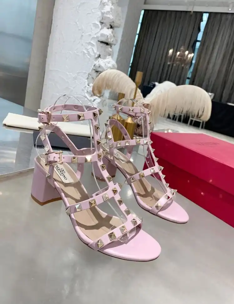 hype Valentino High Heels