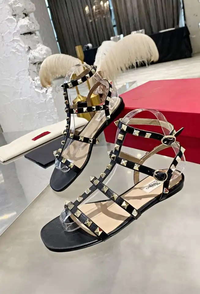 hype Valentino High Heels