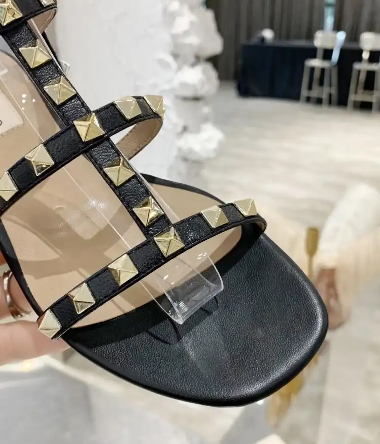 hype Valentino High Heels