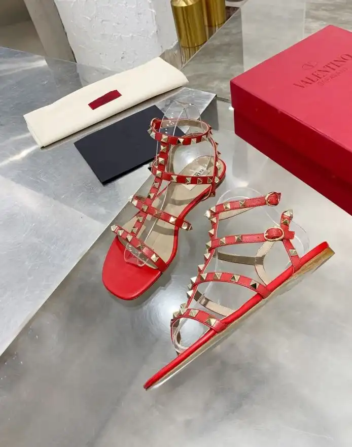 hype Valentino High Heels