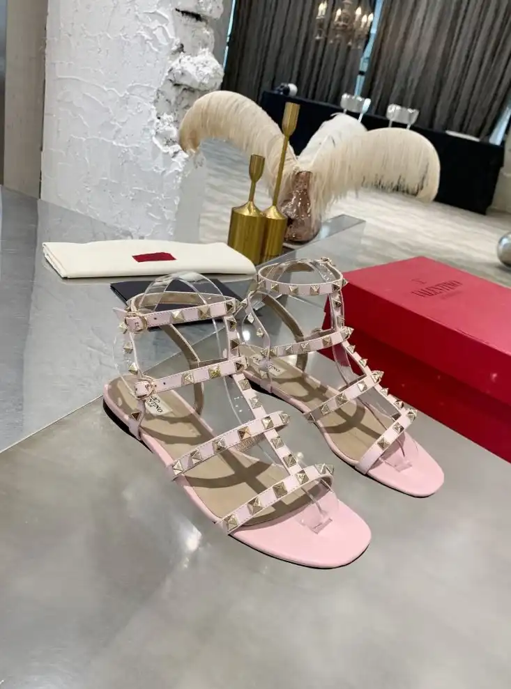 hype Valentino High Heels