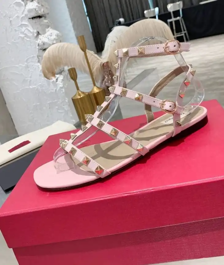 hype Valentino High Heels