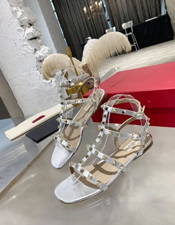 hype Valentino High Heels