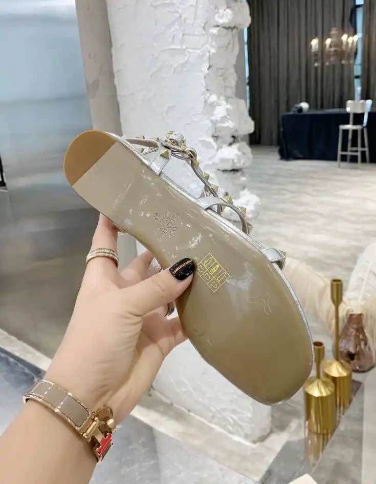 hype Valentino High Heels