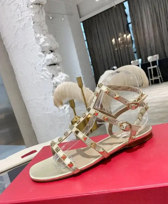 hype Valentino High Heels