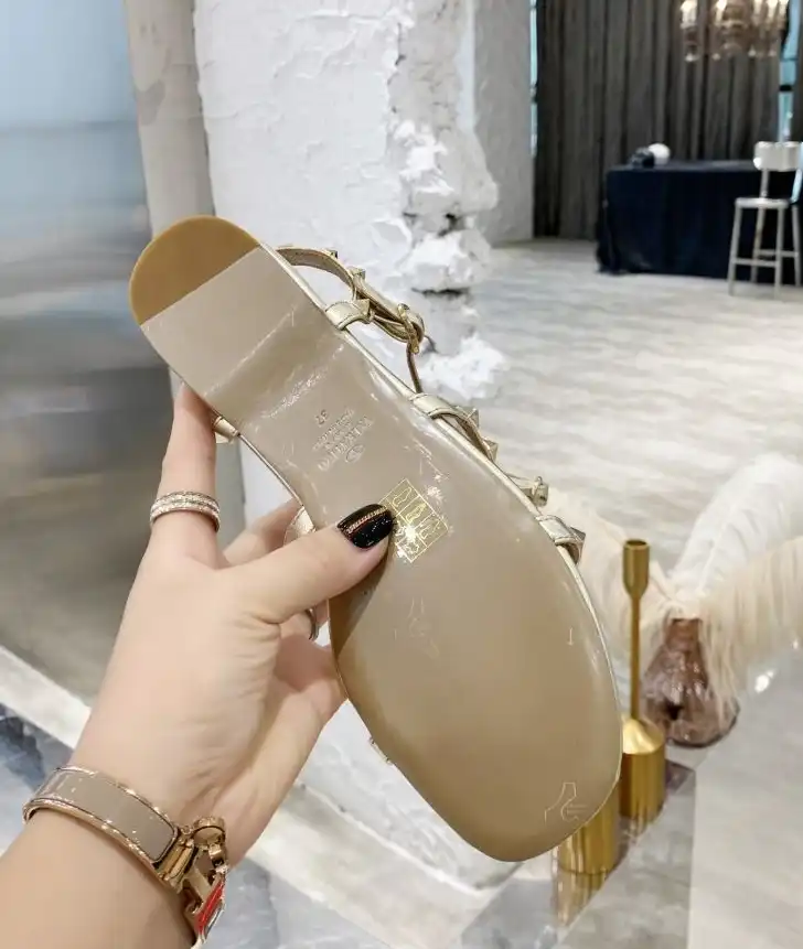 hype Valentino High Heels