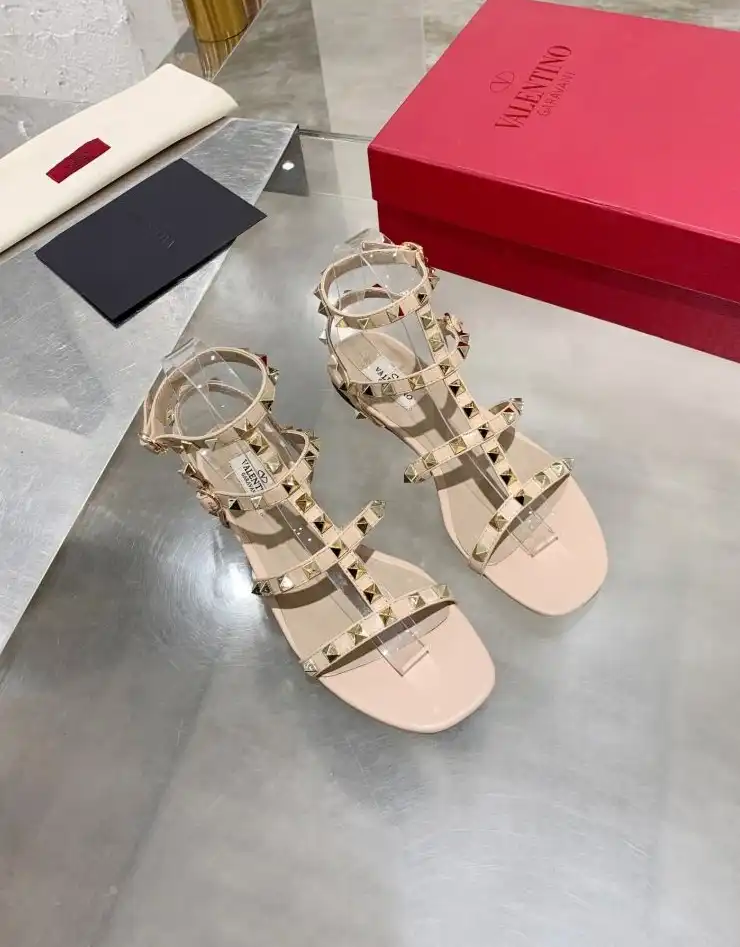 hype Valentino High Heels