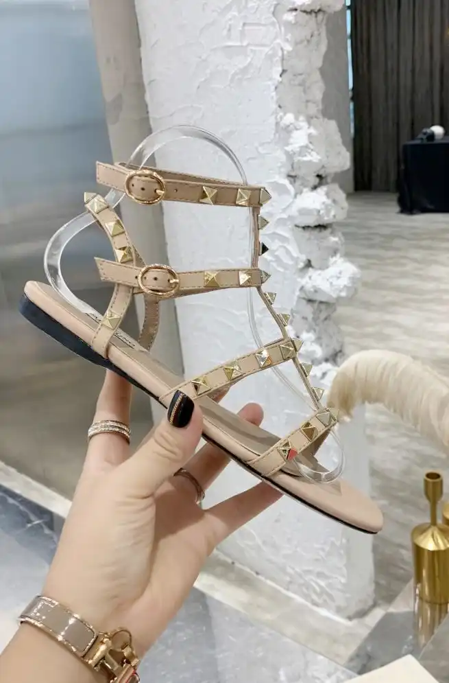 hype Valentino High Heels