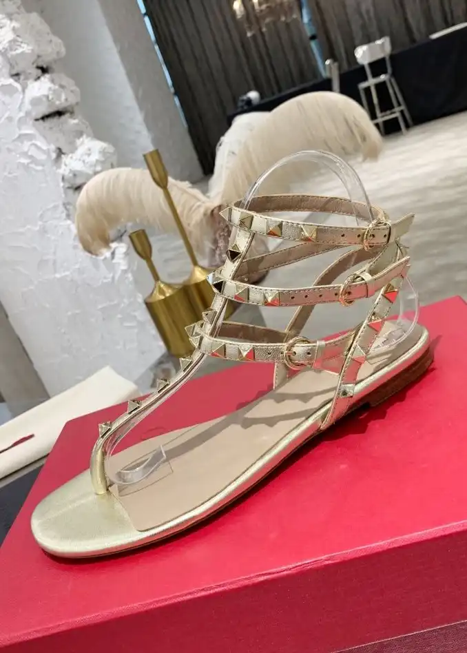 hype Valentino High Heels