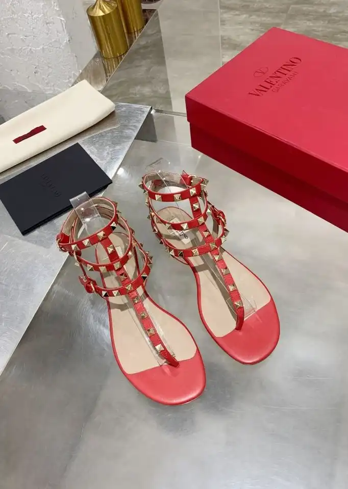 hype Valentino High Heels