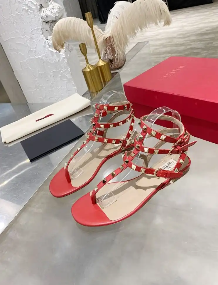 hype Valentino High Heels