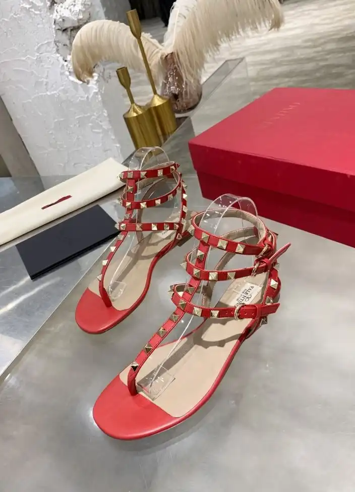 hype Valentino High Heels