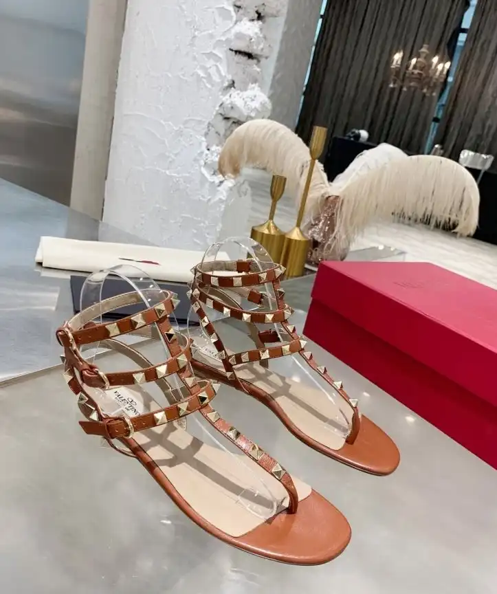 hype Valentino High Heels