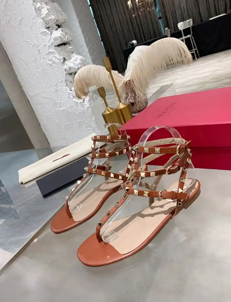 hype Valentino High Heels