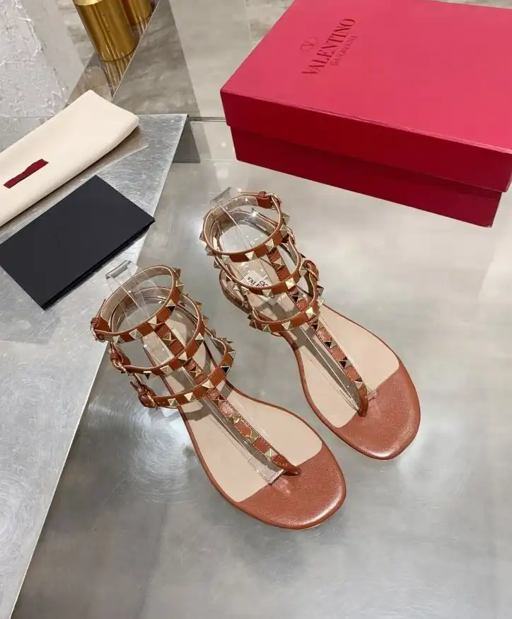 hype Valentino High Heels