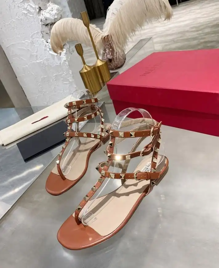 hype Valentino High Heels