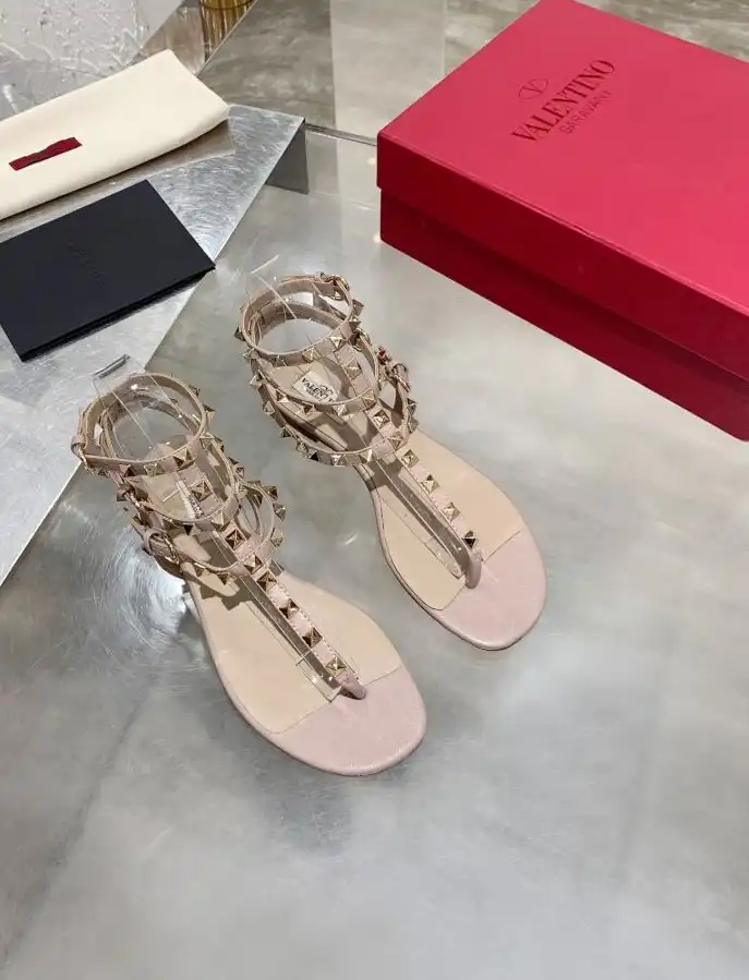 hype Valentino High Heels