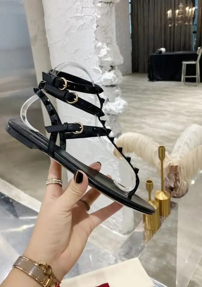 hype Valentino High Heels