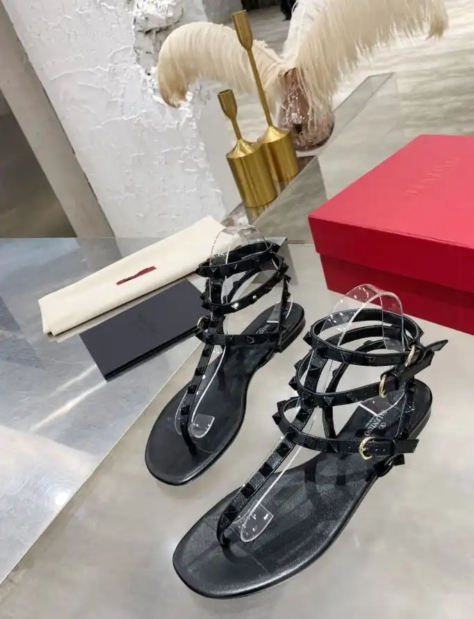 hype Valentino High Heels