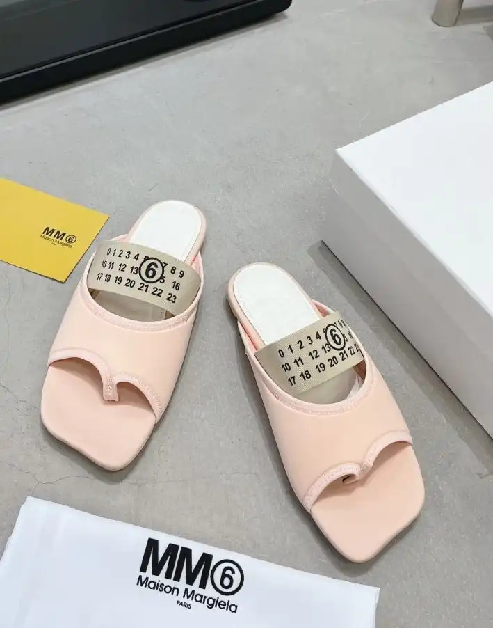 hype Miu Miu Slippers