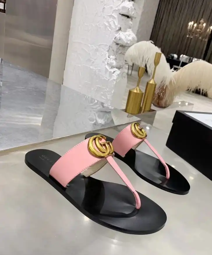 hype Gucci Slippers