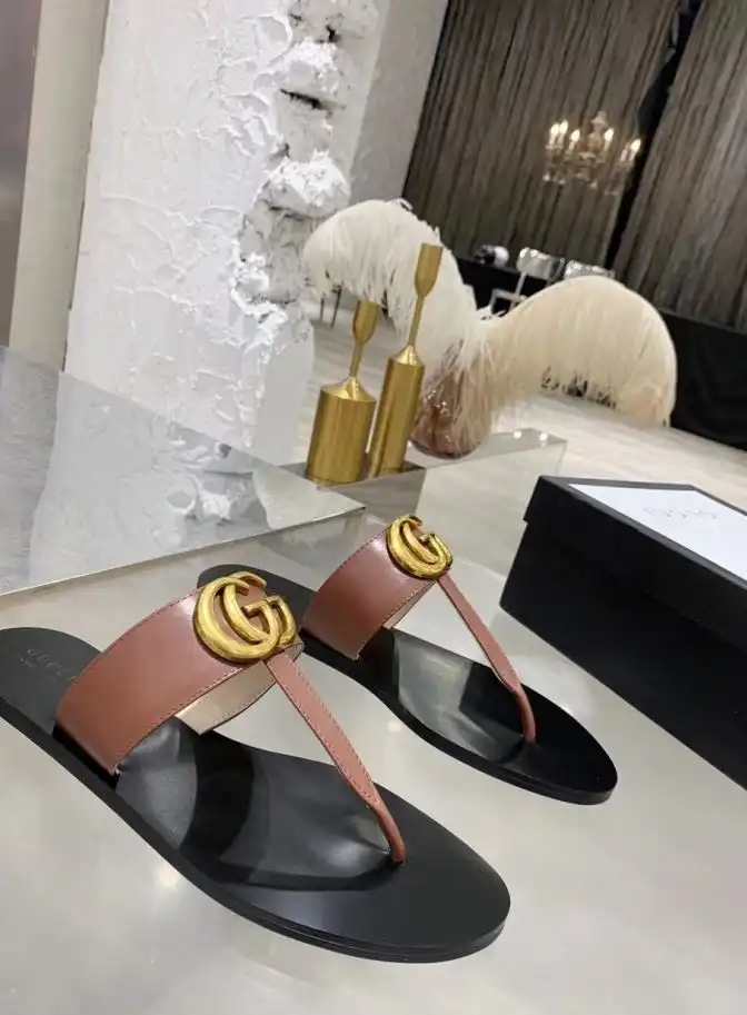 hype Gucci Slippers