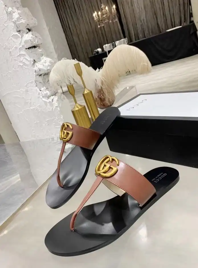 hype Gucci Slippers