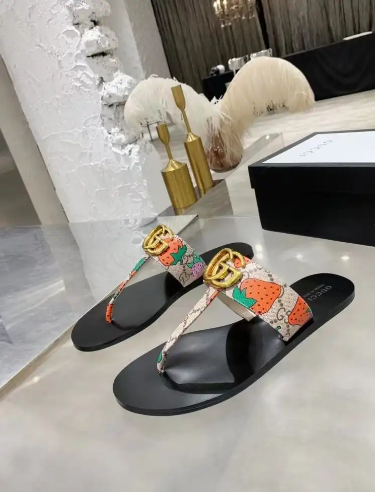 hype Gucci Slippers