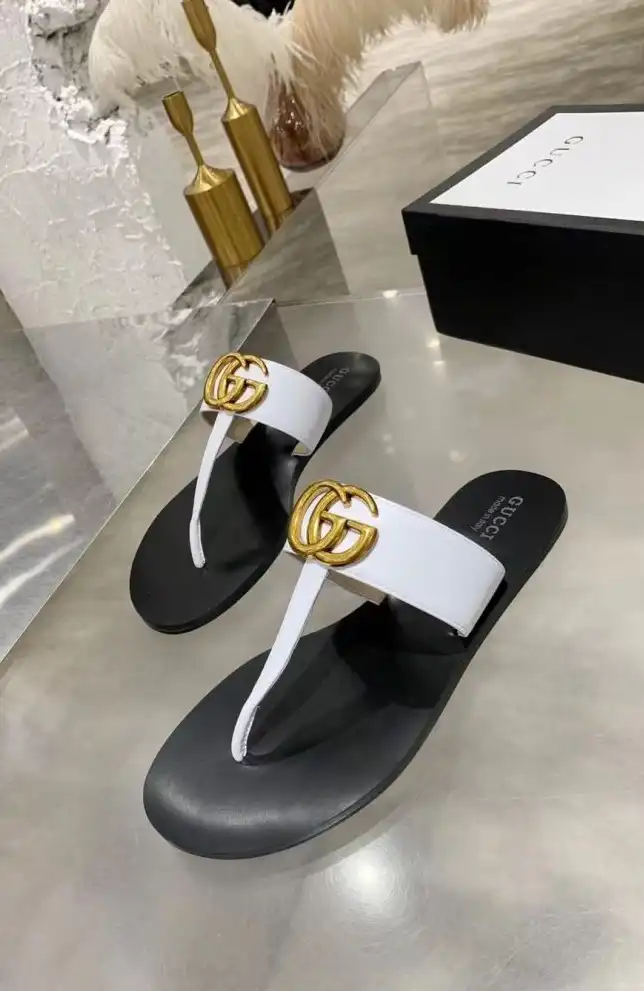 hype Gucci Slippers