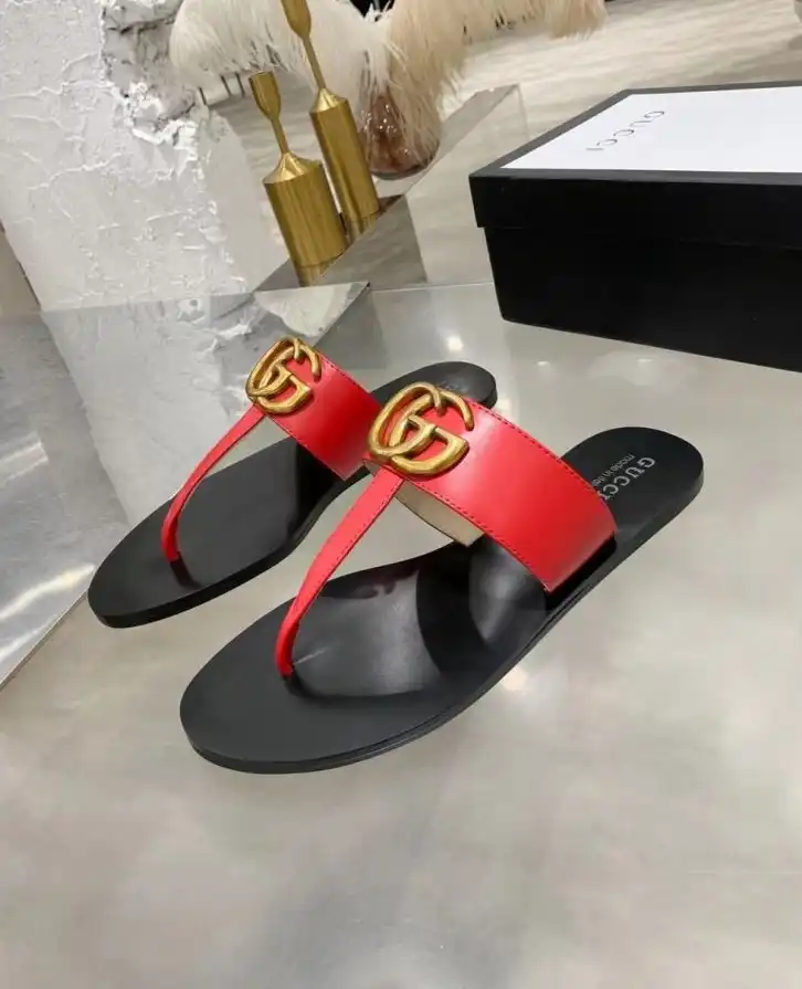 hype Gucci Slippers