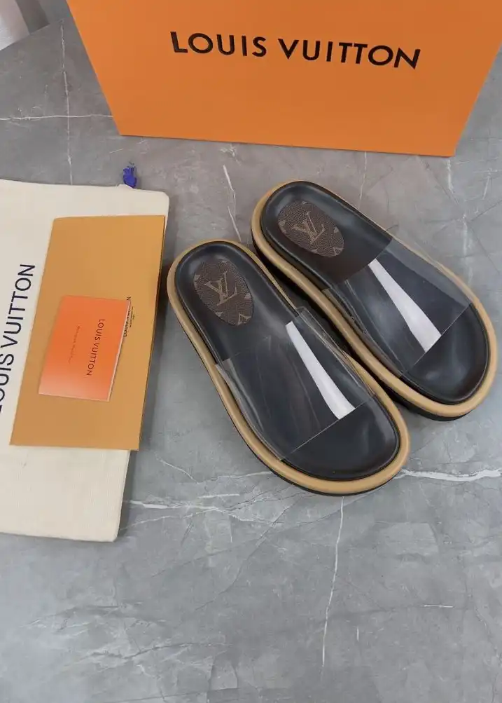 hype LV Slippers