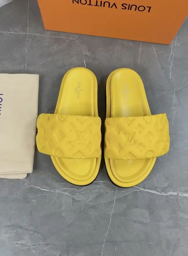 hype LV Slippers