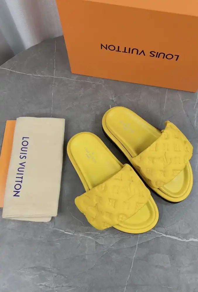 hype LV Slippers