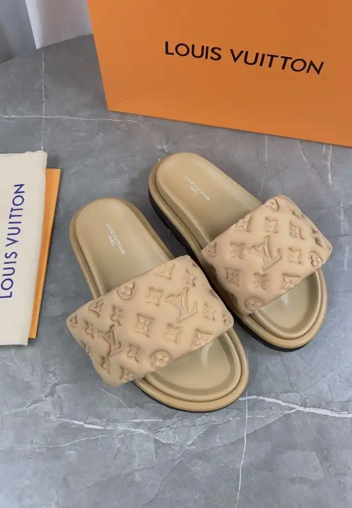 hype LV Slippers