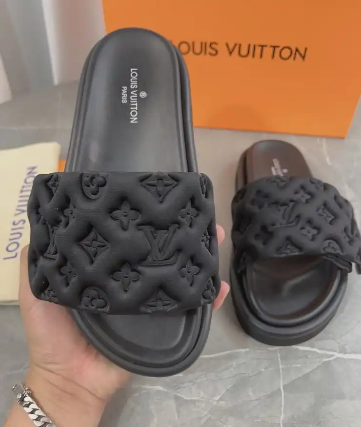 hype LV Slippers