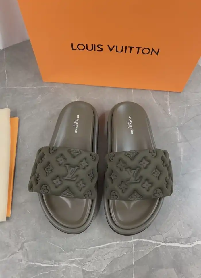 hype LV Slippers