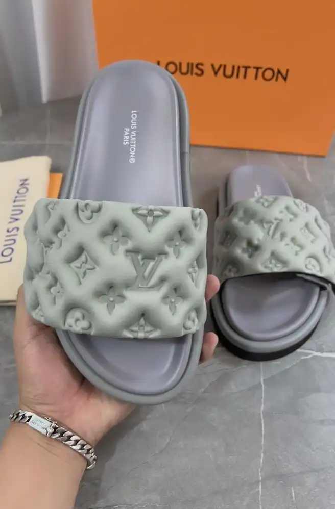 hype LV Slippers