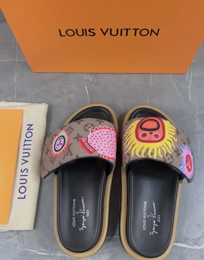 hype LV Slippers