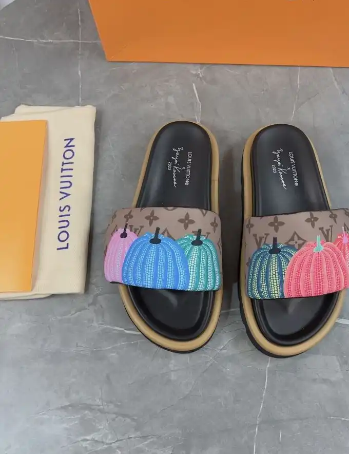 hype LV Slippers