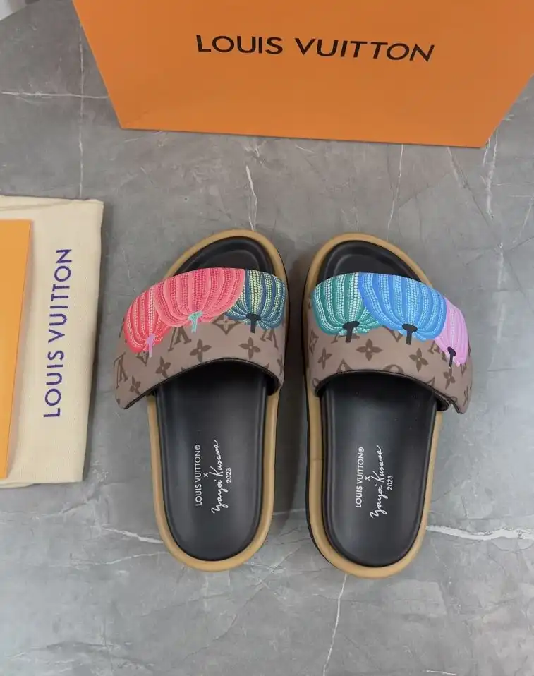 hype LV Slippers