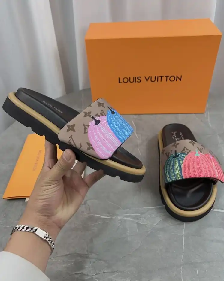 hype LV Slippers