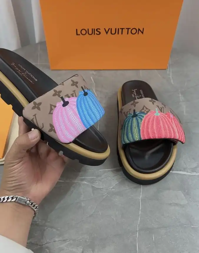 hype LV Slippers