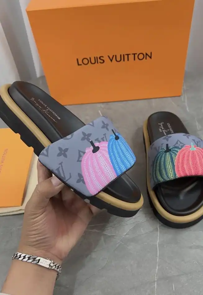 hype LV Slippers