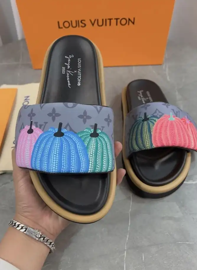 hype LV Slippers