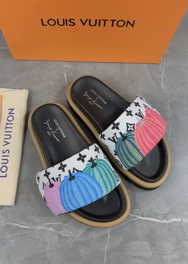 hype LV Slippers